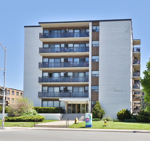 1059 Don Mills Rd, Toronto, ON for sale - Building Photo - Image 3 of 15