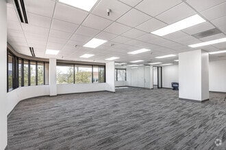 1349 Empire Central Dr, Dallas, TX for lease Interior Photo- Image 2 of 3