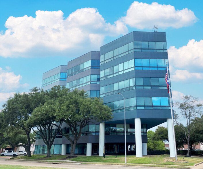 9950 Westpark Dr, Houston, TX for lease - Building Photo - Image 1 of 6