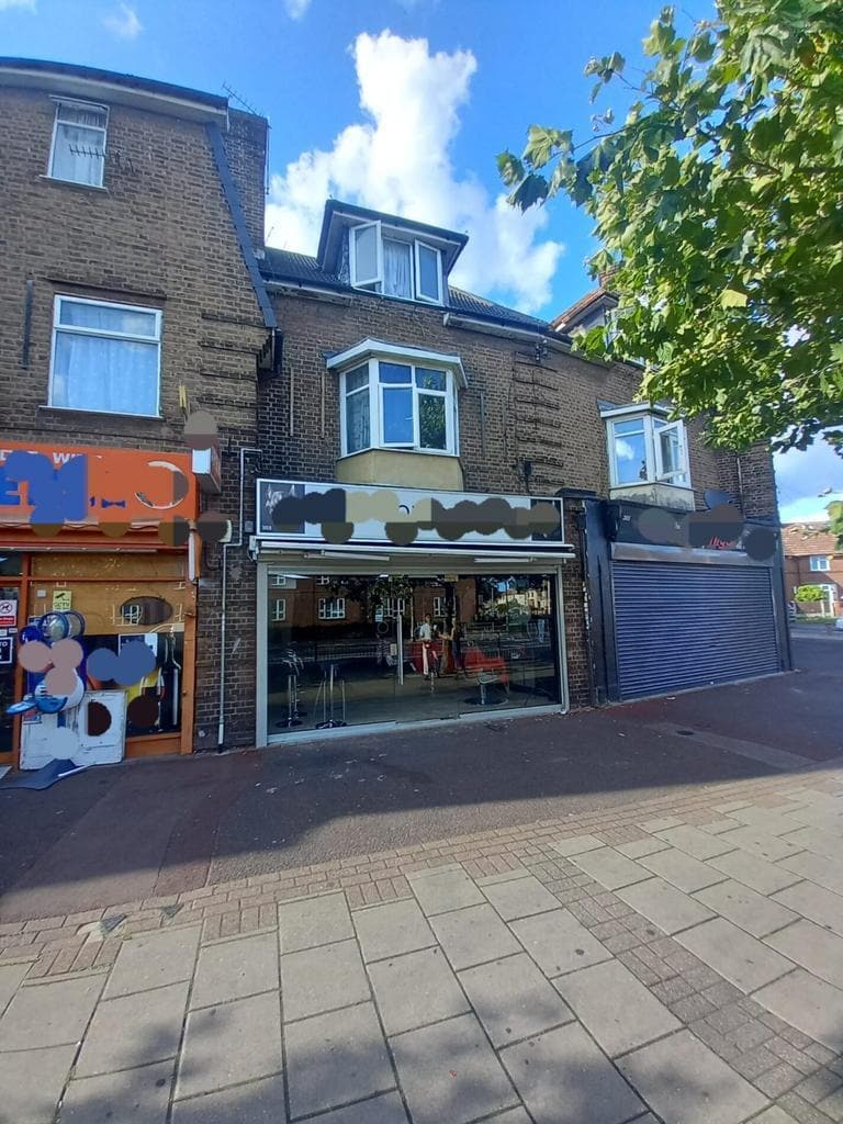 303 Wood Ln, Dagenham for sale Building Photo- Image 1 of 1