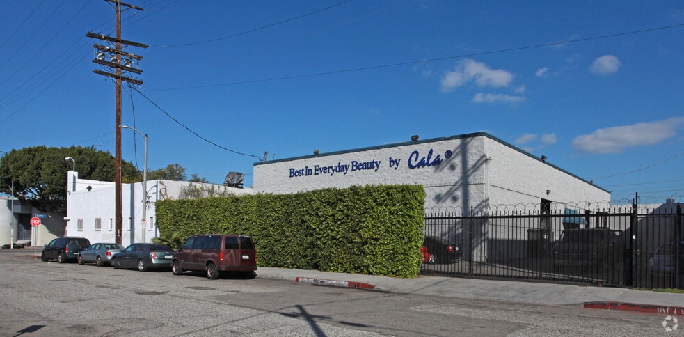 3119-3121 S Main St, Los Angeles, CA for lease - Primary Photo - Image 1 of 4