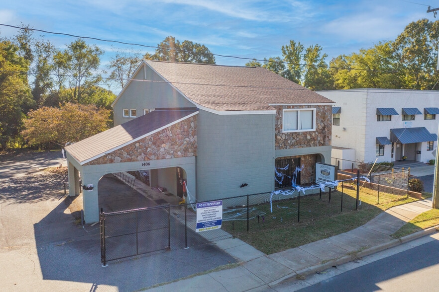 1406 Beatties Ford Rd, Charlotte, NC 28216
