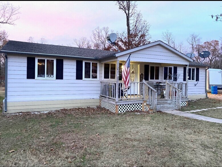 28 Private Road 45075, Powderly, TX for sale - Primary Photo - Image 1 of 1