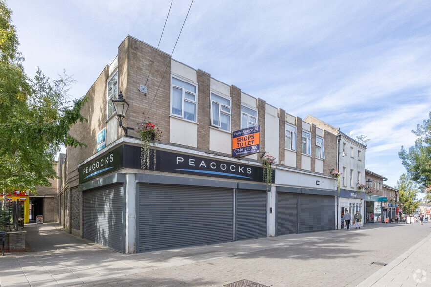 1-5 King St, Thetford for lease - Primary Photo - Image 1 of 3