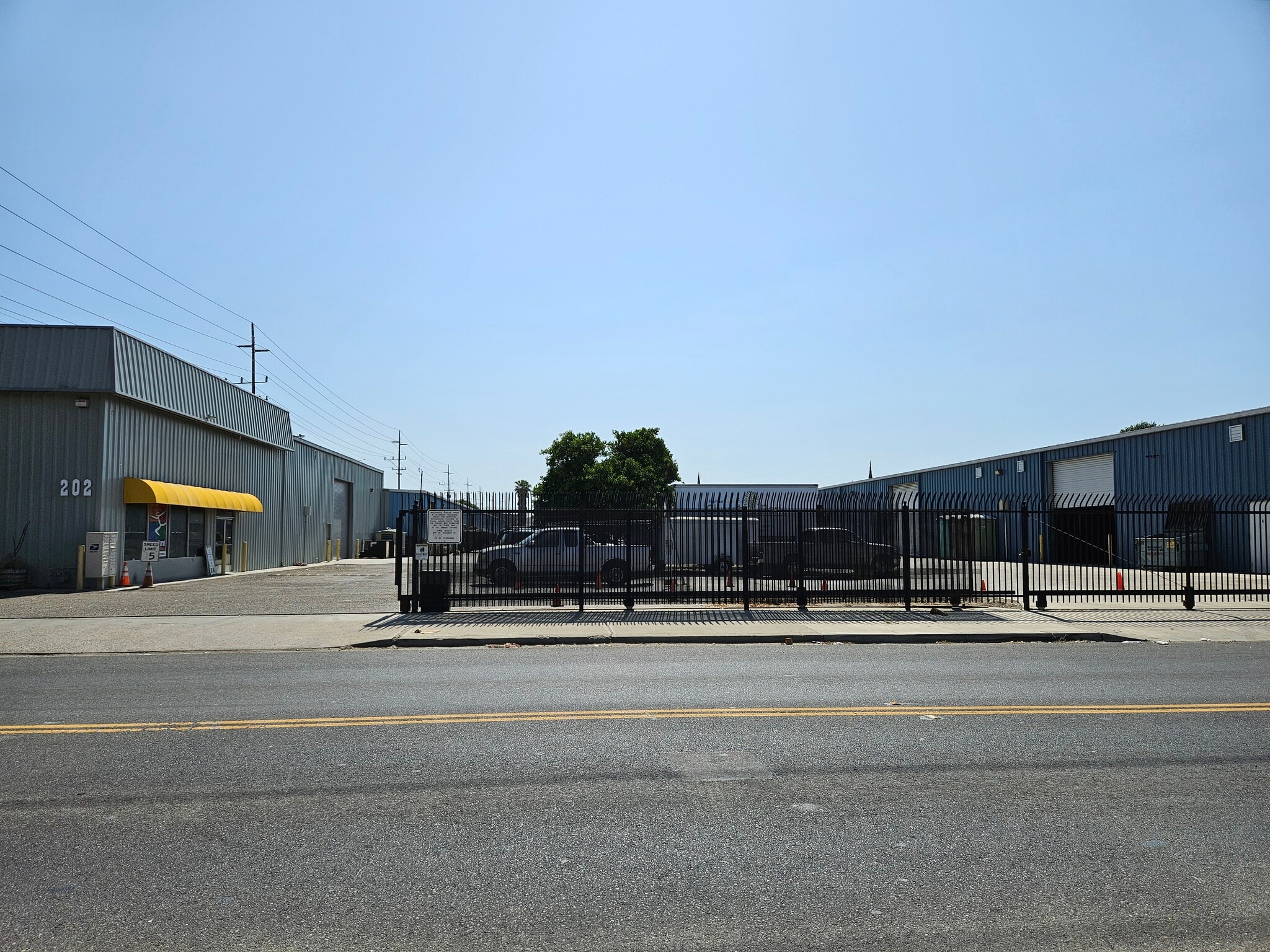 202 S Santa Cruz Ave, Modesto, CA for lease Building Photo- Image 1 of 8