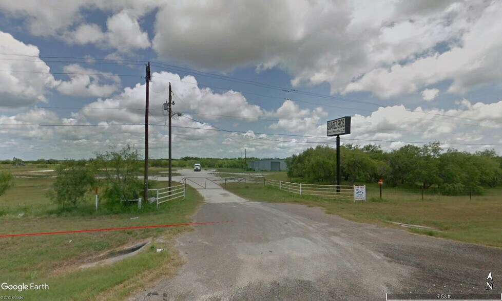 6038 Tx44, Banquete, TX 78339