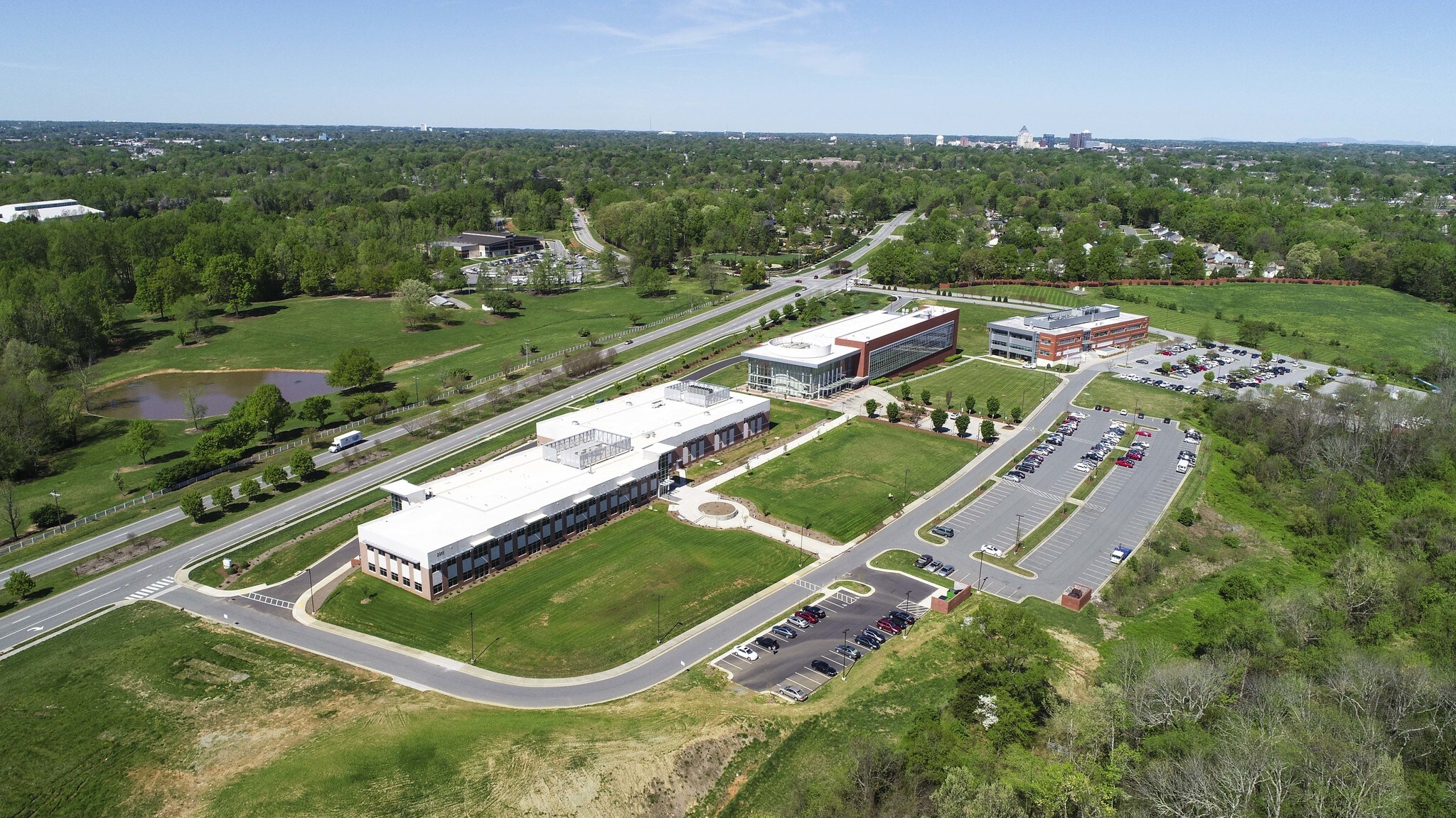 2911 E Gate City Blvd, Greensboro, NC 27401 Research Facility 3