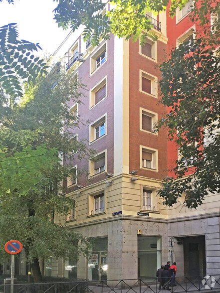 Calle De Rodríguez San Pedro, 5, Madrid, Madrid for lease - Building Photo - Image 2 of 2