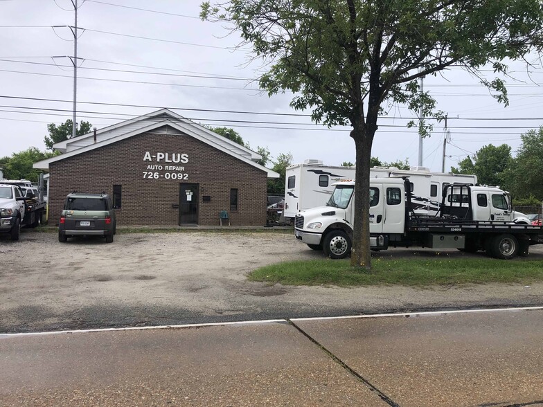 2512 W Pembroke Ave, Hampton, VA for sale - Building Photo - Image 2 of 15