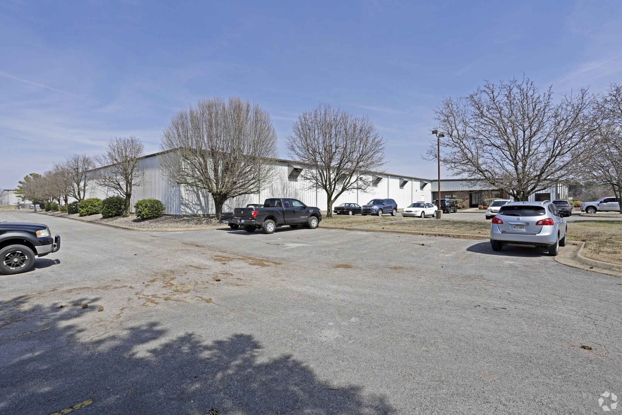 1201 N Dixieland Rd, Rogers, AR for sale Primary Photo- Image 1 of 1