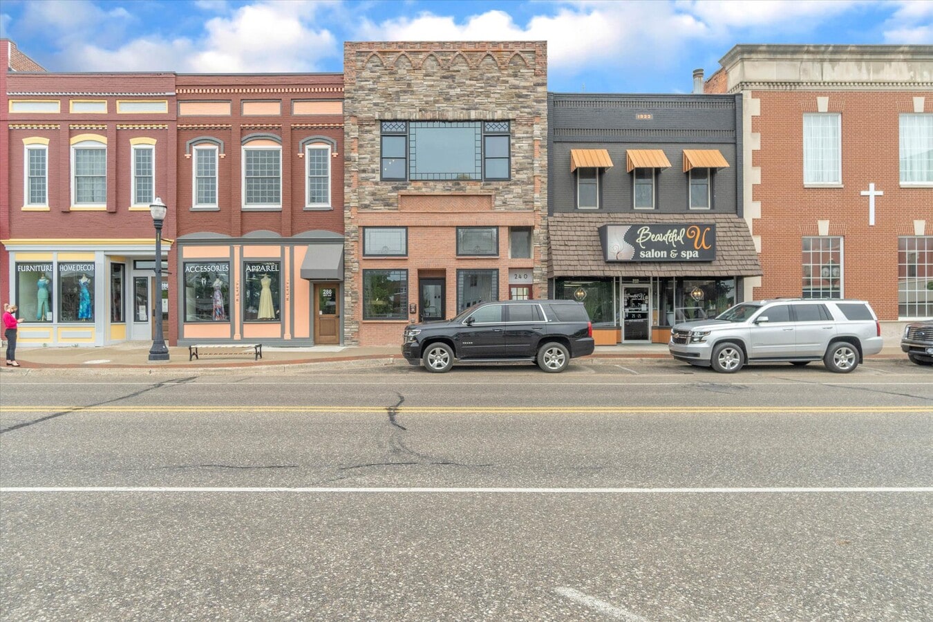 240 W Nepessing St, Lapeer, MI 48446