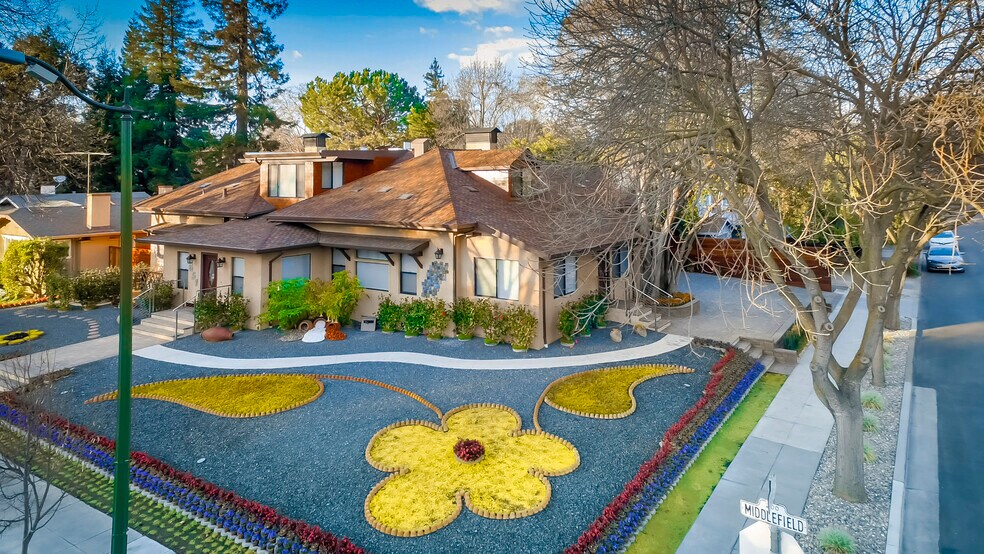 251 Middlefield Rd, Palo Alto, CA 94301