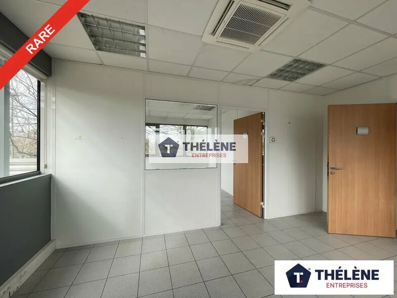 Office in Castelnau-le-Lez for lease - Interior Photo - Image 2 of 9