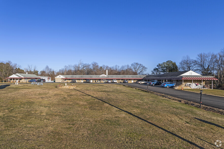 9533 James Madison Hwy, Warrenton, VA for sale - Building Photo - Image 2 of 7