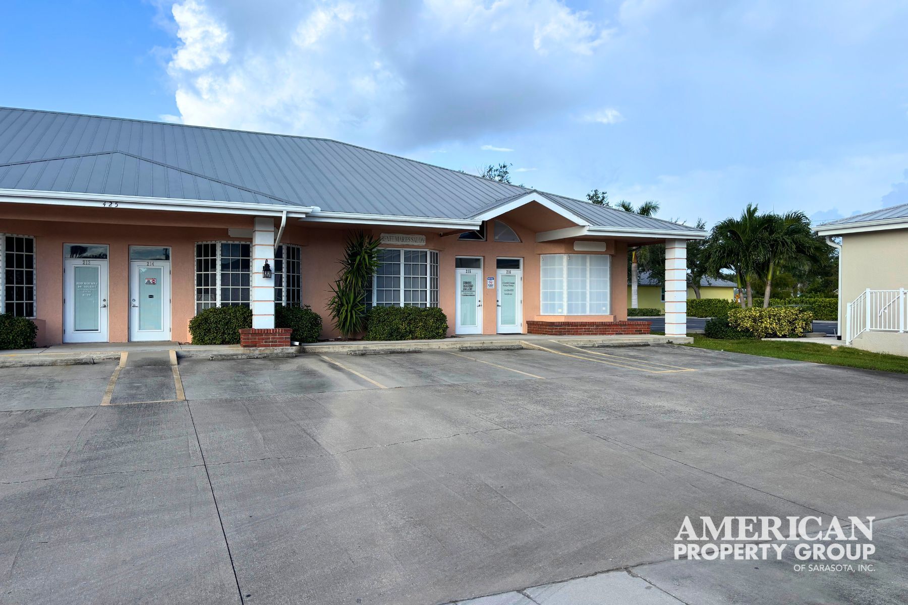 425 Cross St, Punta Gorda, FL for lease Building Photo- Image 1 of 6