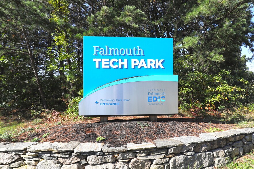 19 Research Rd, East Falmouth, MA 02536