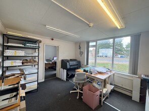 Salmon Para, Bridgwater for lease Interior Photo- Image 2 of 6