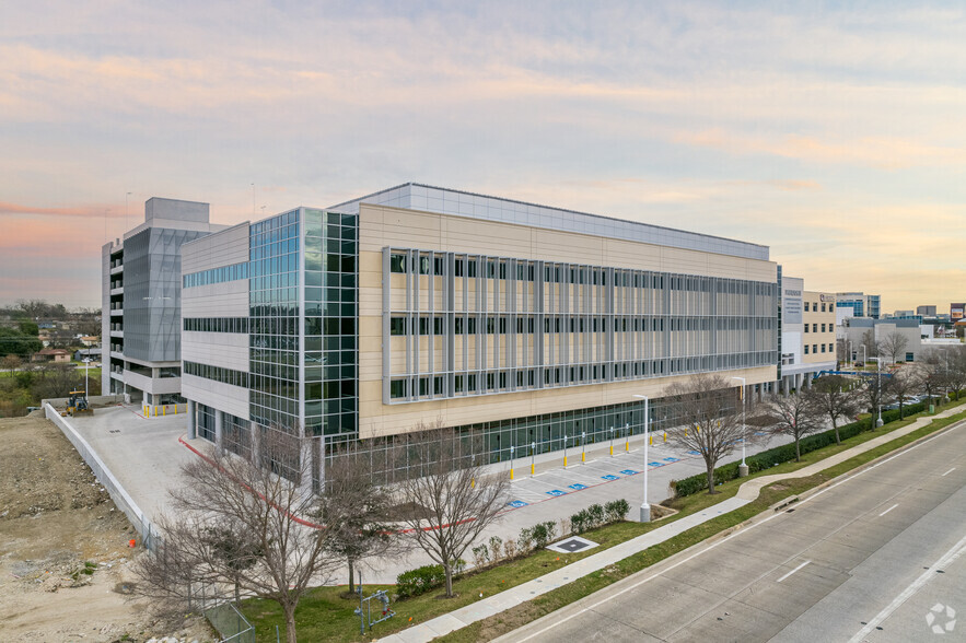 11970 N Central Expy, Dallas, TX for lease - Building Photo - Image 1 of 50