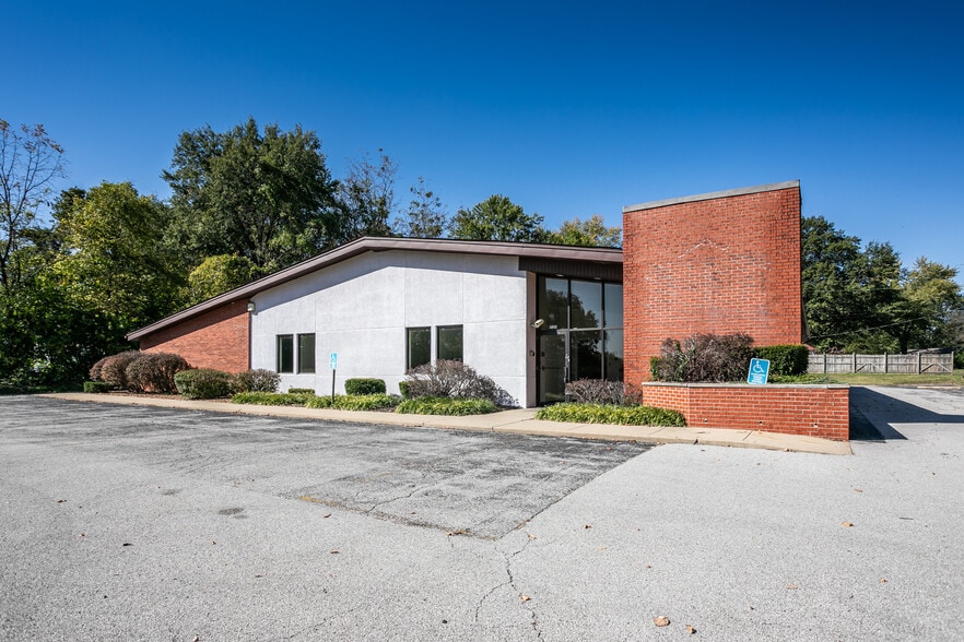 1520 Mascoutah Ave, Belleville, IL for sale - Building Photo - Image 2 of 19