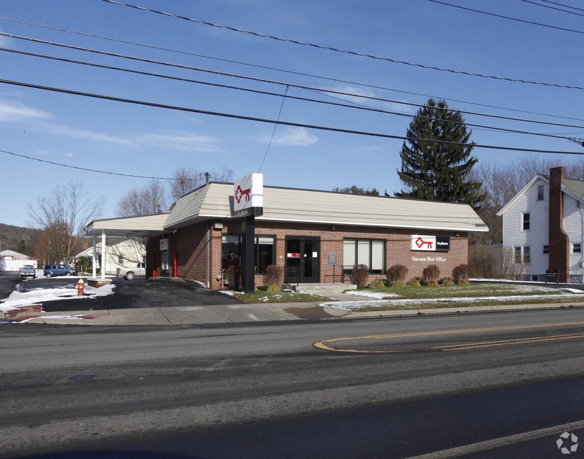 426 Chestnut St, Oneonta, NY 13820