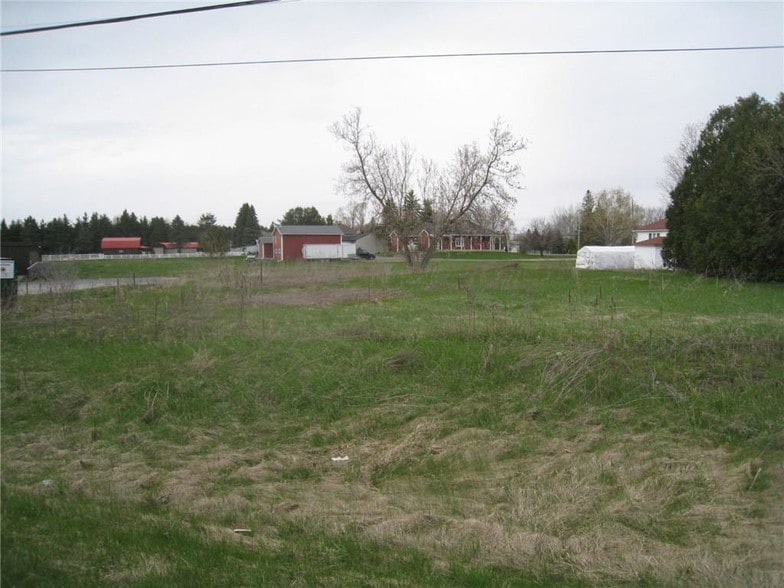 Navan Rd, Ottawa, ON for sale - Primary Photo - Image 1 of 1