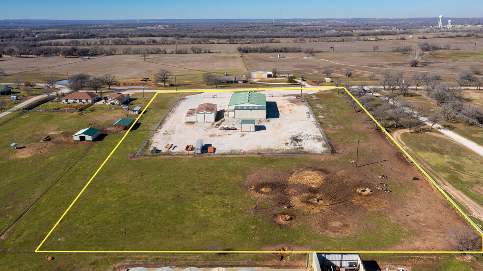 1652 Cuba Rd, Bridgeport, TX for sale - Building Photo - Image 2 of 22