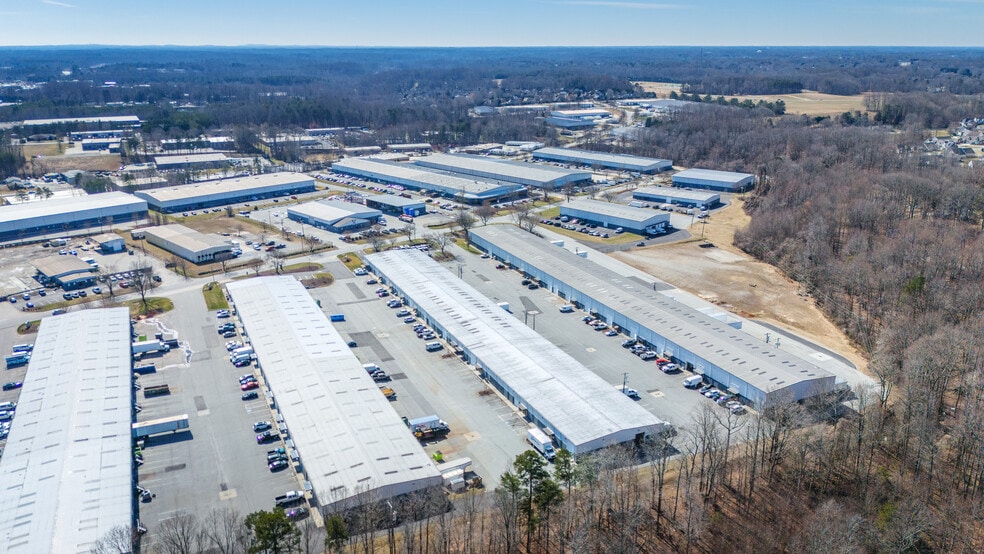 1337 Angel St, Kernersville, NC for lease - Building Photo - Image 3 of 3