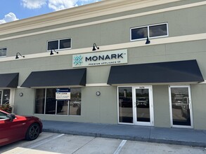 5670 Fruitville Rd, Sarasota, FL for lease Building Photo- Image 2 of 13