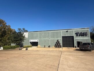 More details for 100 N Church St, Palestine, TX - Industrial for Sale