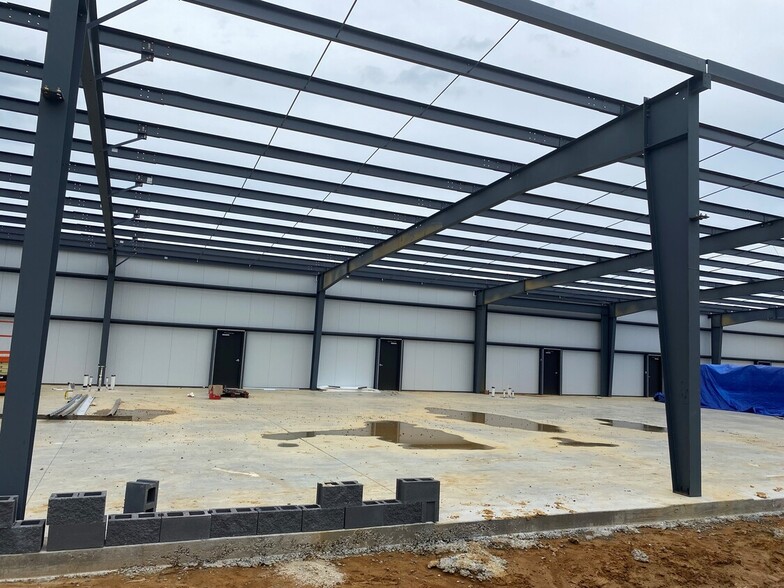 8169 Pine Ridge Rd, Mechanicsville, VA for sale - Building Photo - Image 2 of 12