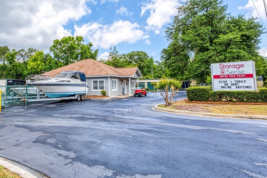 1573 Folly Rd, Charleston, SC for lease - Building Photo - Image 2 of 6