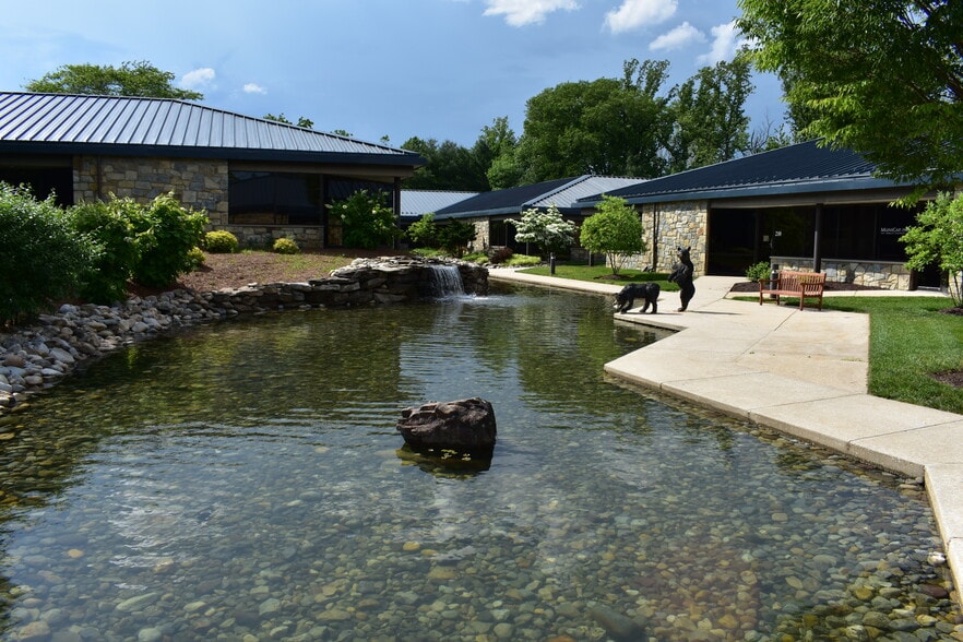 8945-8975 Guilford Rd, Columbia, MD for lease - Building Photo - Image 2 of 6