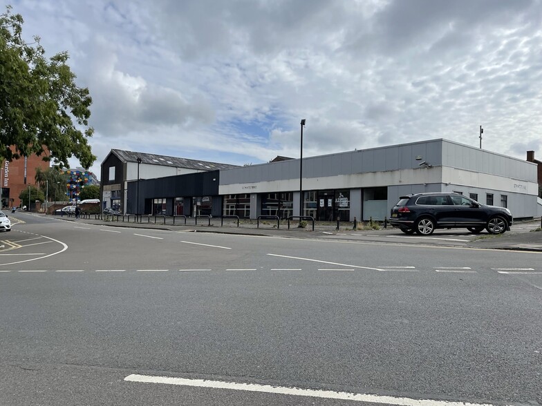 Victoria Sq, Stoke On Trent for lease - Building Photo - Image 1 of 10