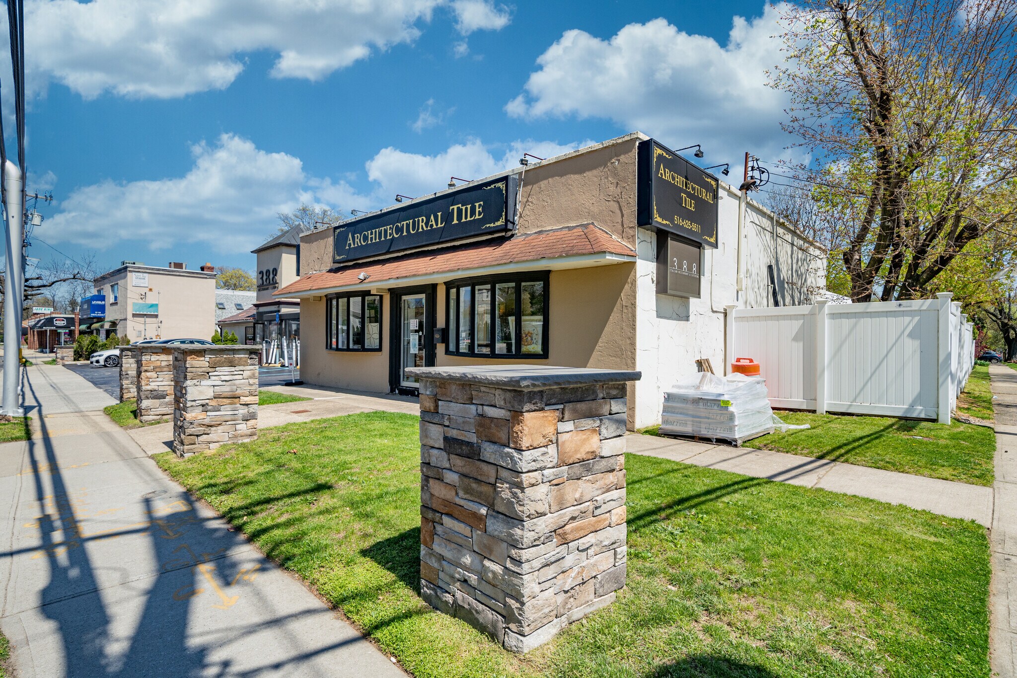 386388 Willis Ave, Roslyn Heights, NY 11577 Rare Long Island NNN