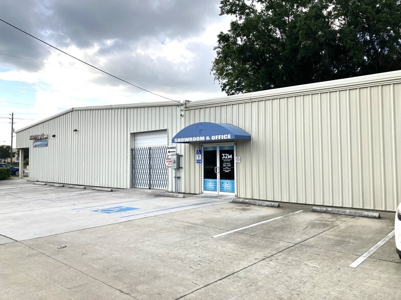 711 Cassat Ave, Jacksonville, FL for sale - Building Photo - Image 2 of 4