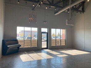 3750 32nd Ave S, Grand Forks, ND for lease Building Photo- Image 1 of 5