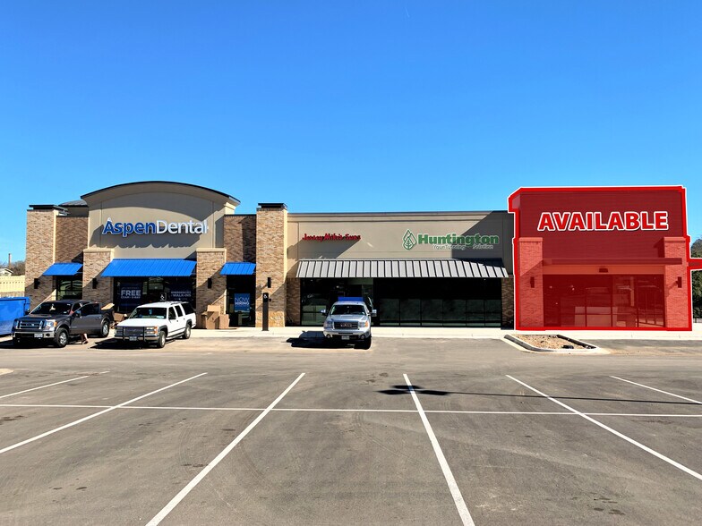 904 W University Ave, Georgetown, TX for sale - Primary Photo - Image 1 of 1