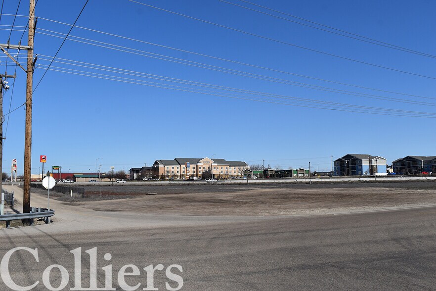 908 W Karcher Rd, Nampa, ID for lease - Building Photo - Image 1 of 6