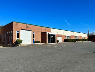 More details for 18-38 Garvies Point Rd, Glen Cove, NY - Industrial for Lease