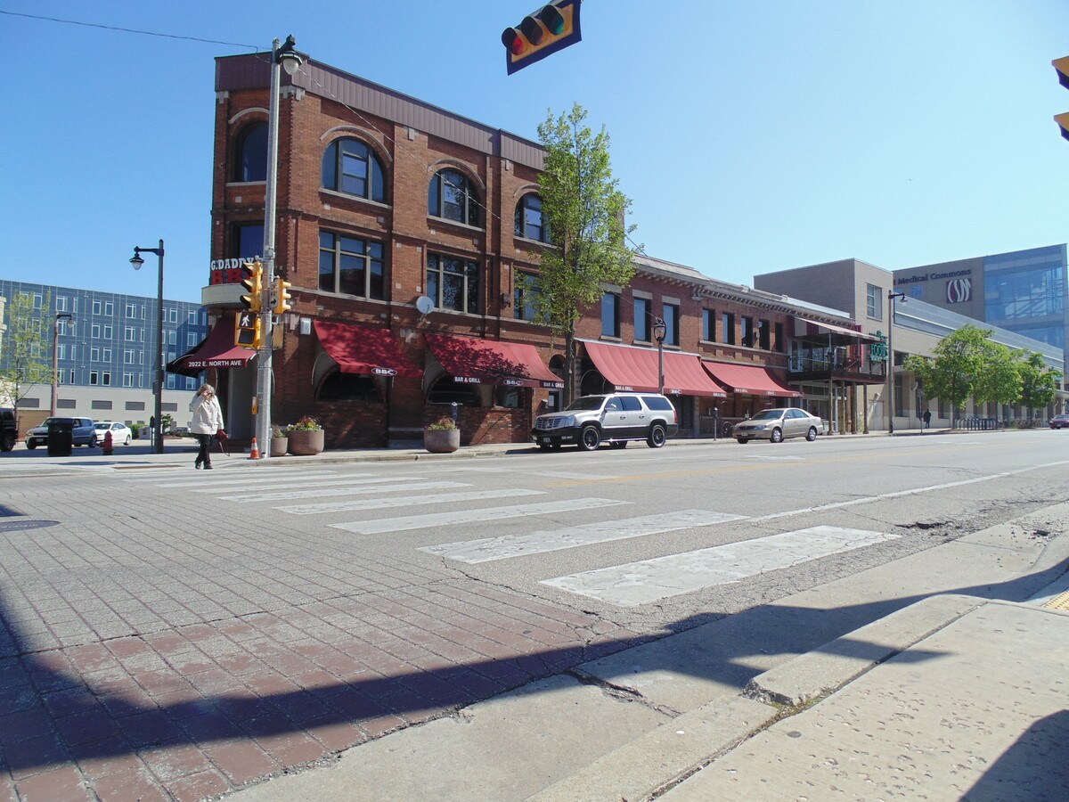 20122026 E North Ave, Milwaukee, WI, 53202 Office Space For Lease