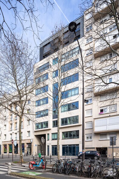 190 Boulevard De Charonne, Paris for sale - Primary Photo - Image 1 of 4
