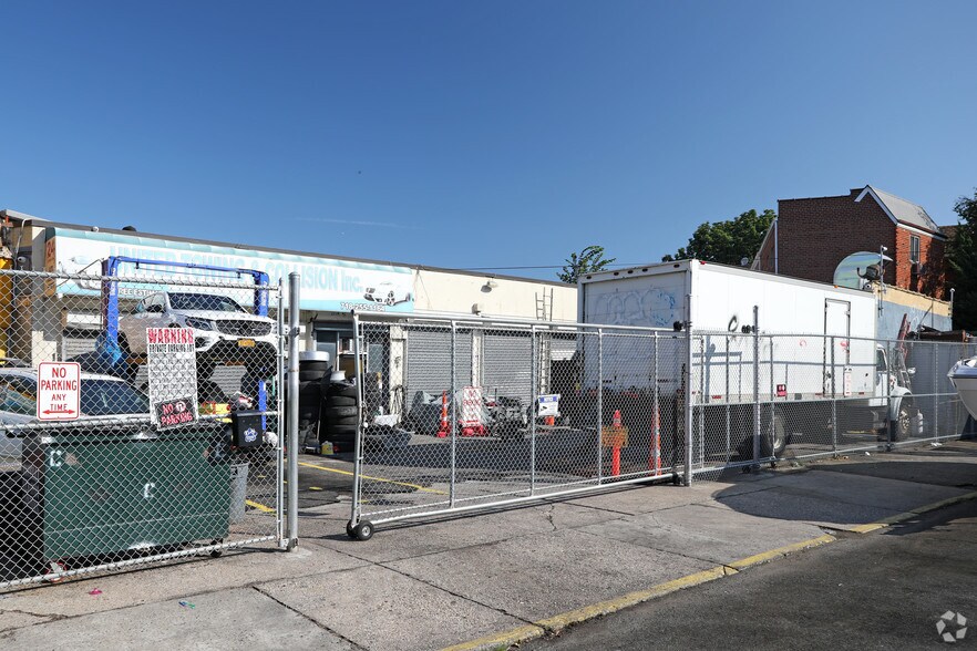 2334 42nd St, Astoria, NY for sale - Primary Photo - Image 1 of 1