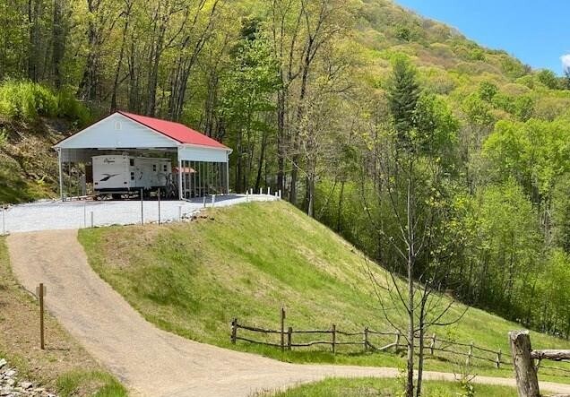 166 High Pocket Dr, Cullowhee, NC for sale Primary Photo- Image 1 of 1