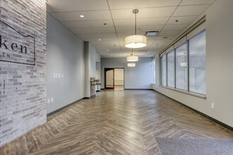 1 W Court Sq, Decatur, GA for lease Building Photo- Image 1 of 16