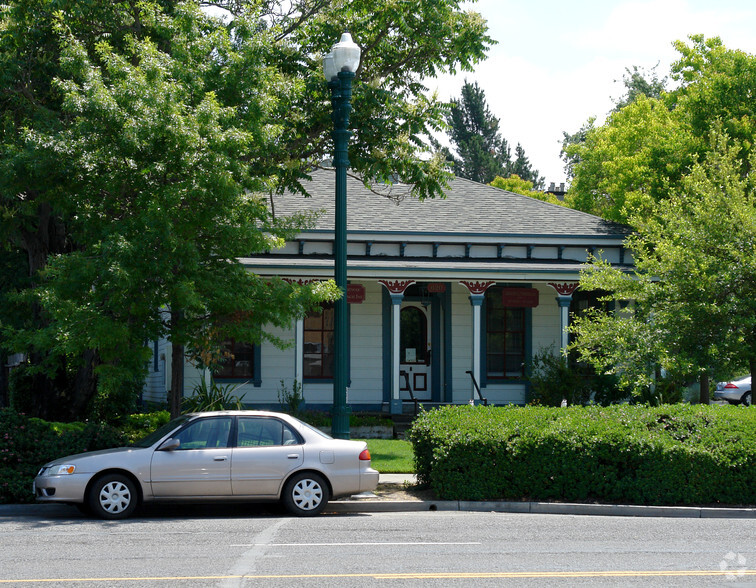 620 Broadway, Sonoma, CA for lease - Primary Photo - Image 1 of 6