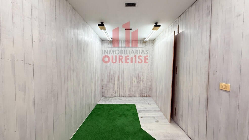 Retail in Ourense, Orense for sale - Building Photo - Image 2 of 3