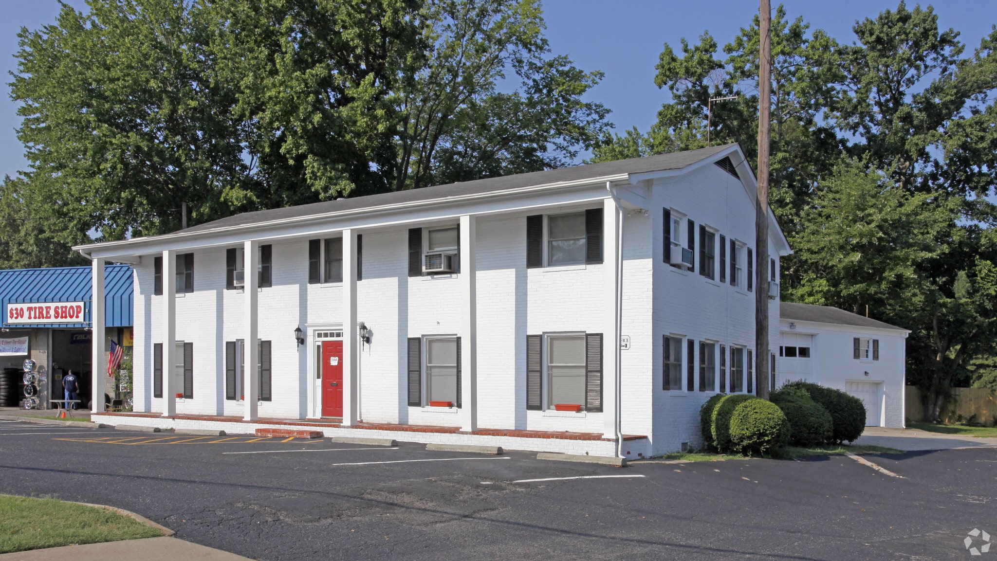 13441 Warwick Blvd, Newport News, VA for lease Primary Photo- Image 1 of 15