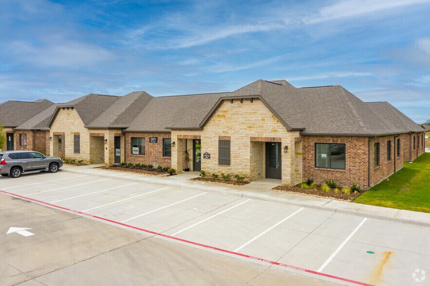 2601 Little Elm Pky Little Elm Tx 75068 Office For Sale Loopnet Com
