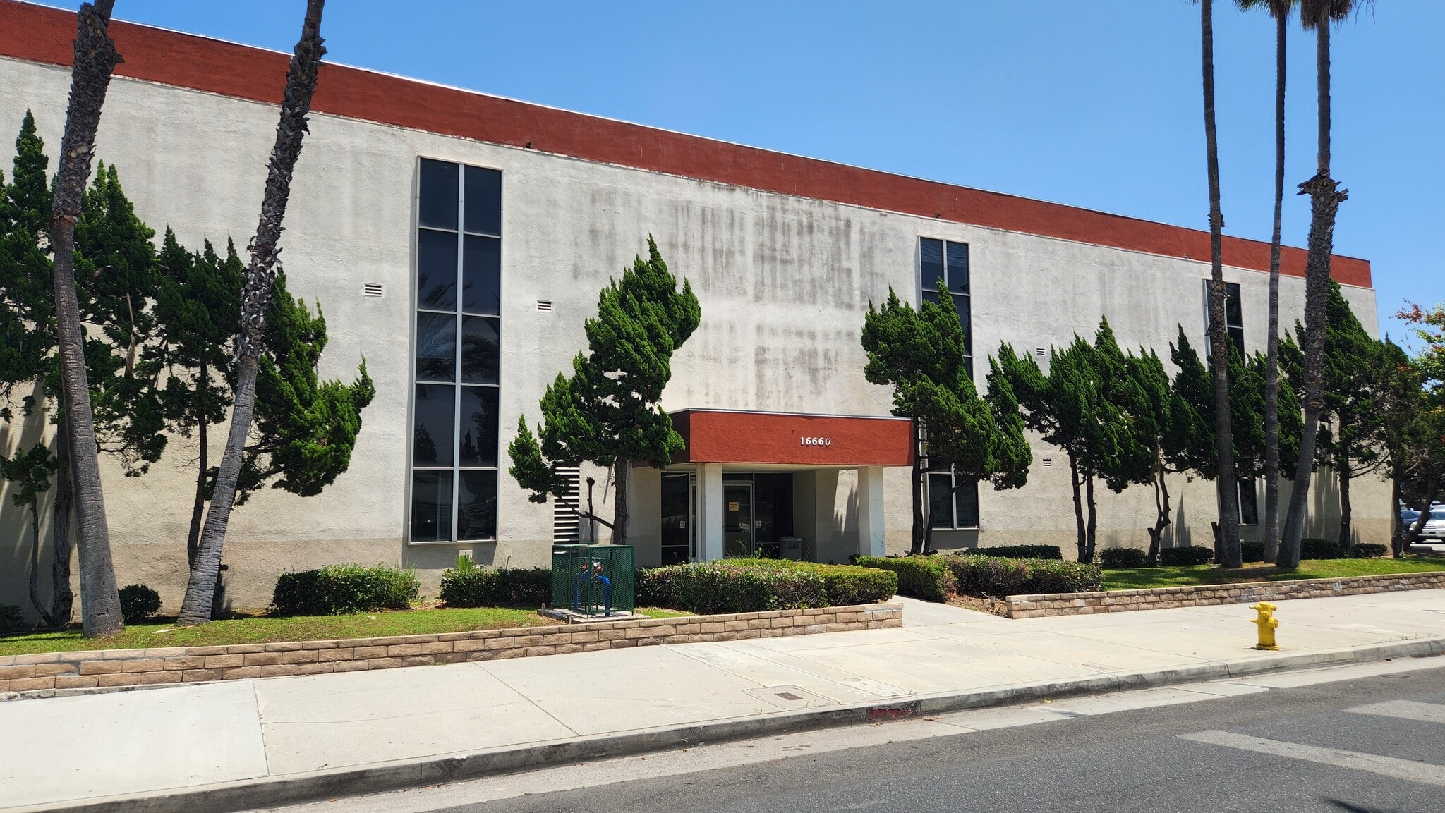 16660 Paramount Blvd, Paramount, CA for sale Building Photo- Image 1 of 12