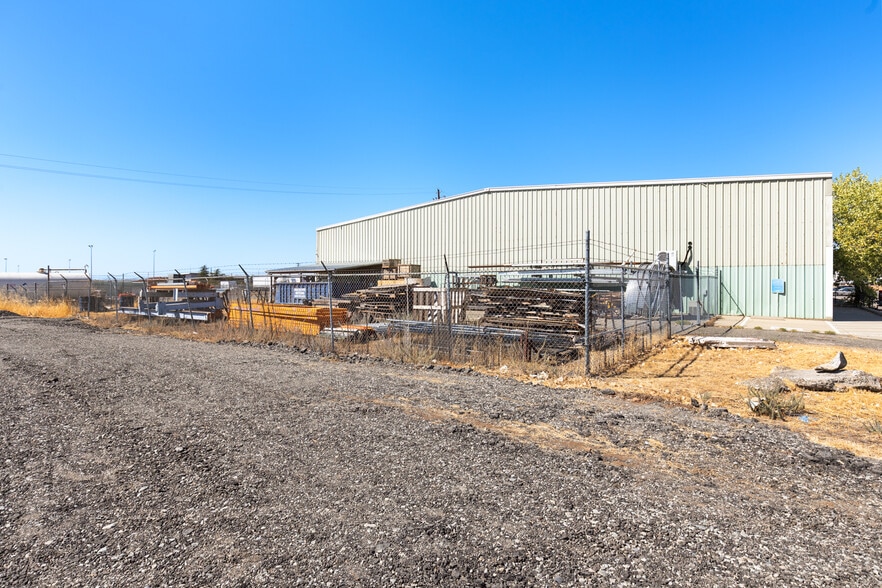 651 Thunderbolt St, Chico, CA for sale - Building Photo - Image 3 of 25